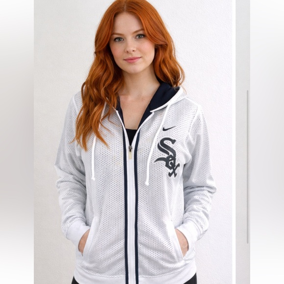 Nike Chicago White Sox Dri-FIT White Mesh Zip Hoodie Women’s Medium Game Day - Picture 3 of 16